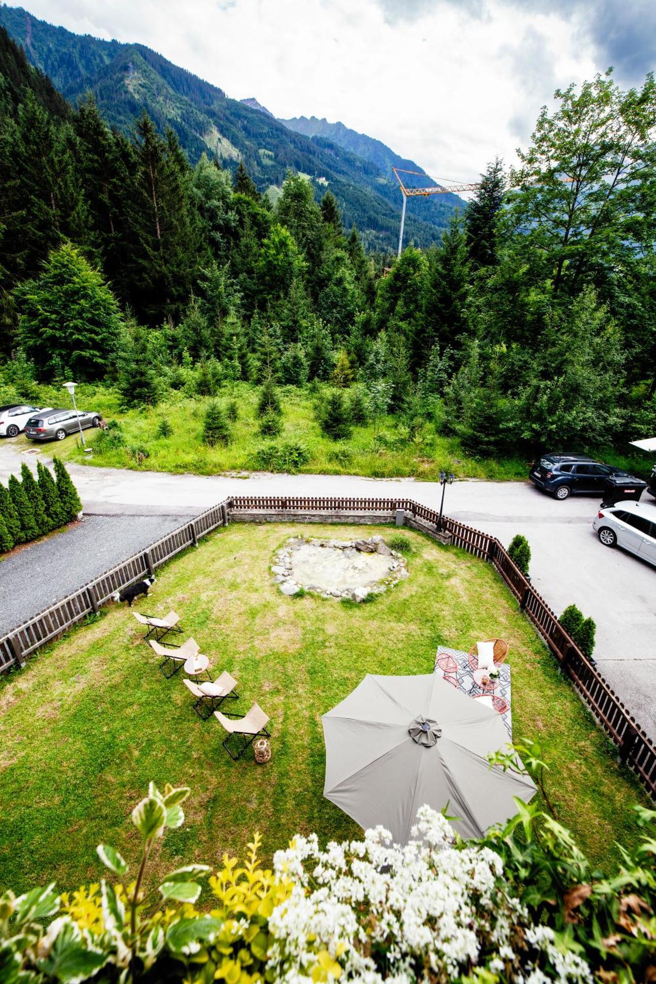 Pinetree Lodge Майрхофен Экстерьер фото