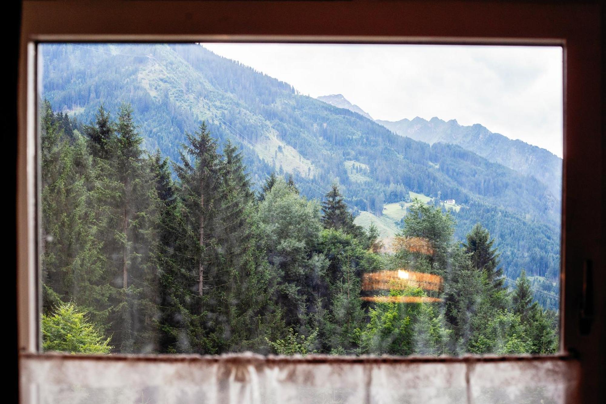 Pinetree Lodge Майрхофен Экстерьер фото